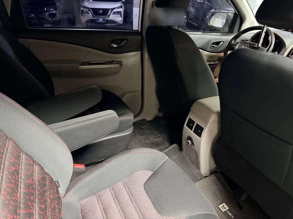 Dongfeng S500 1.5 7 Pasajeros año 2023
