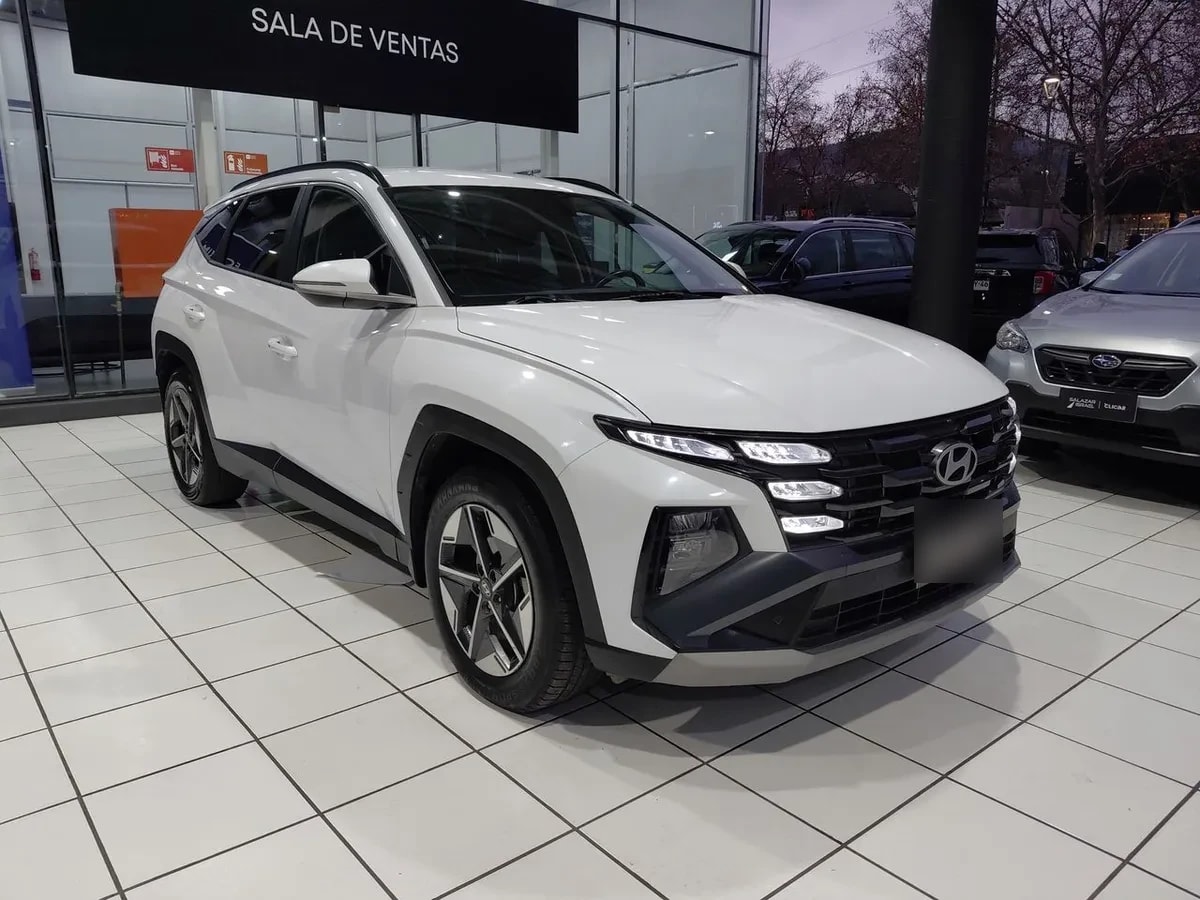 Hyundai Tucson 2.0 Nx4 Plus Fl Diesel 4wd At 5p año 2025