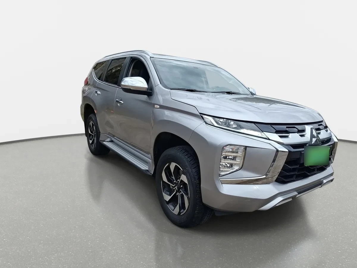 Mitsubishi Montero Sport 3.0 4x2 At 5p año 2025