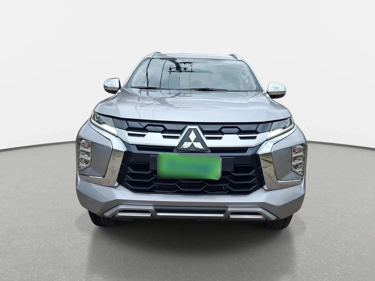 Mitsubishi Montero Sport 3.0 4x2 At 5p año 2025