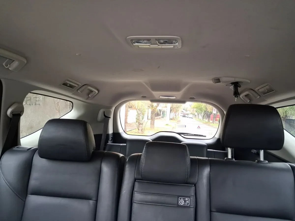 Mitsubishi Montero Sport 3.0 4x2 At 5p año 2025