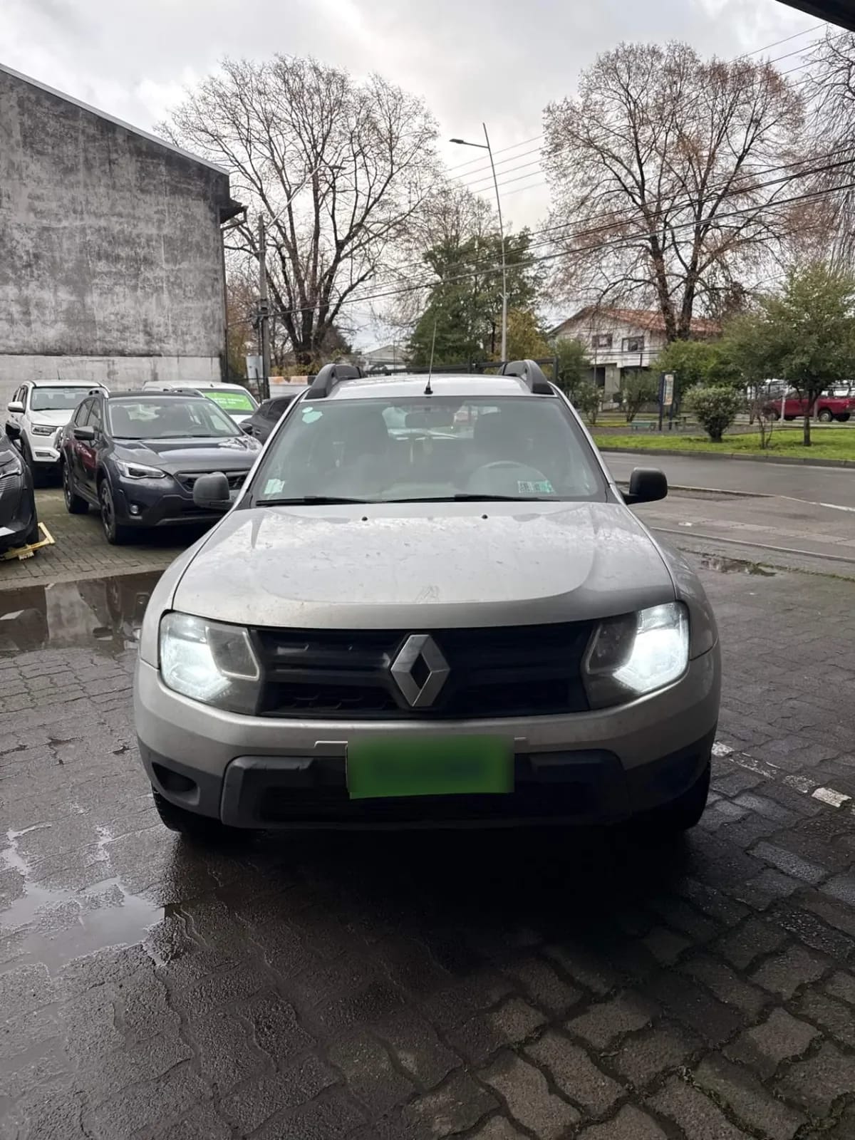 Renault Duster 1.6 Life 4x2 5mt 5p año 2018