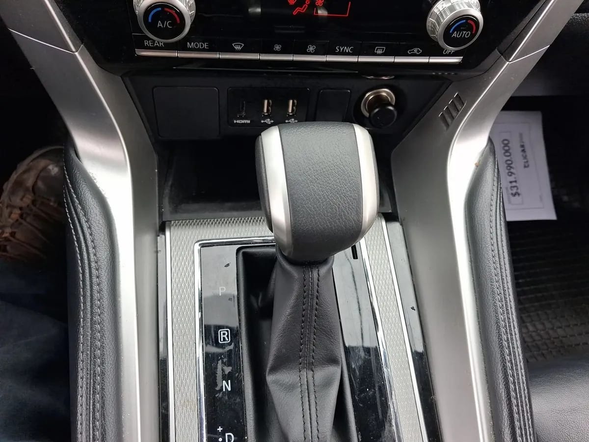 Mitsubishi Montero Sport 3.0 4x2 At 5p año 2025