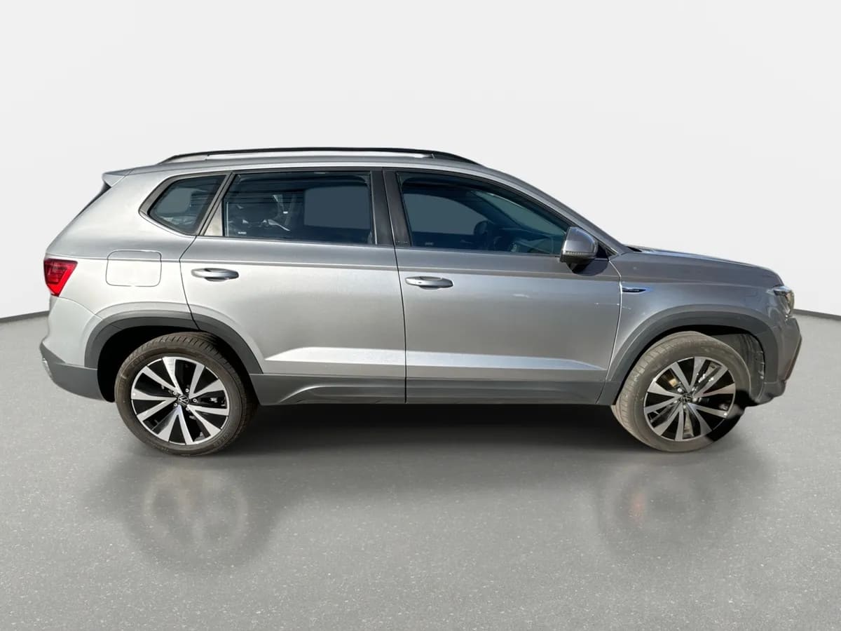 Volkswagen Taos 1.4 Tsi Comfortline 4x2 At 5p año 2026