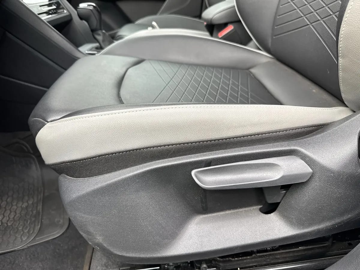 Volkswagen Taos 1.4 Tsi Comfortline 4x2 At 5p año 2026