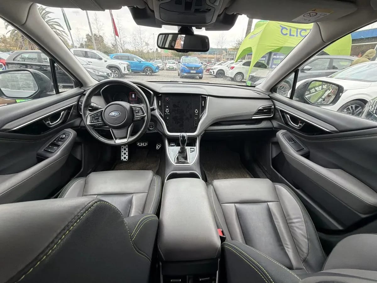 Subaru Outback 2.5i Field Edition Awd Cvt At 5p año 2024
