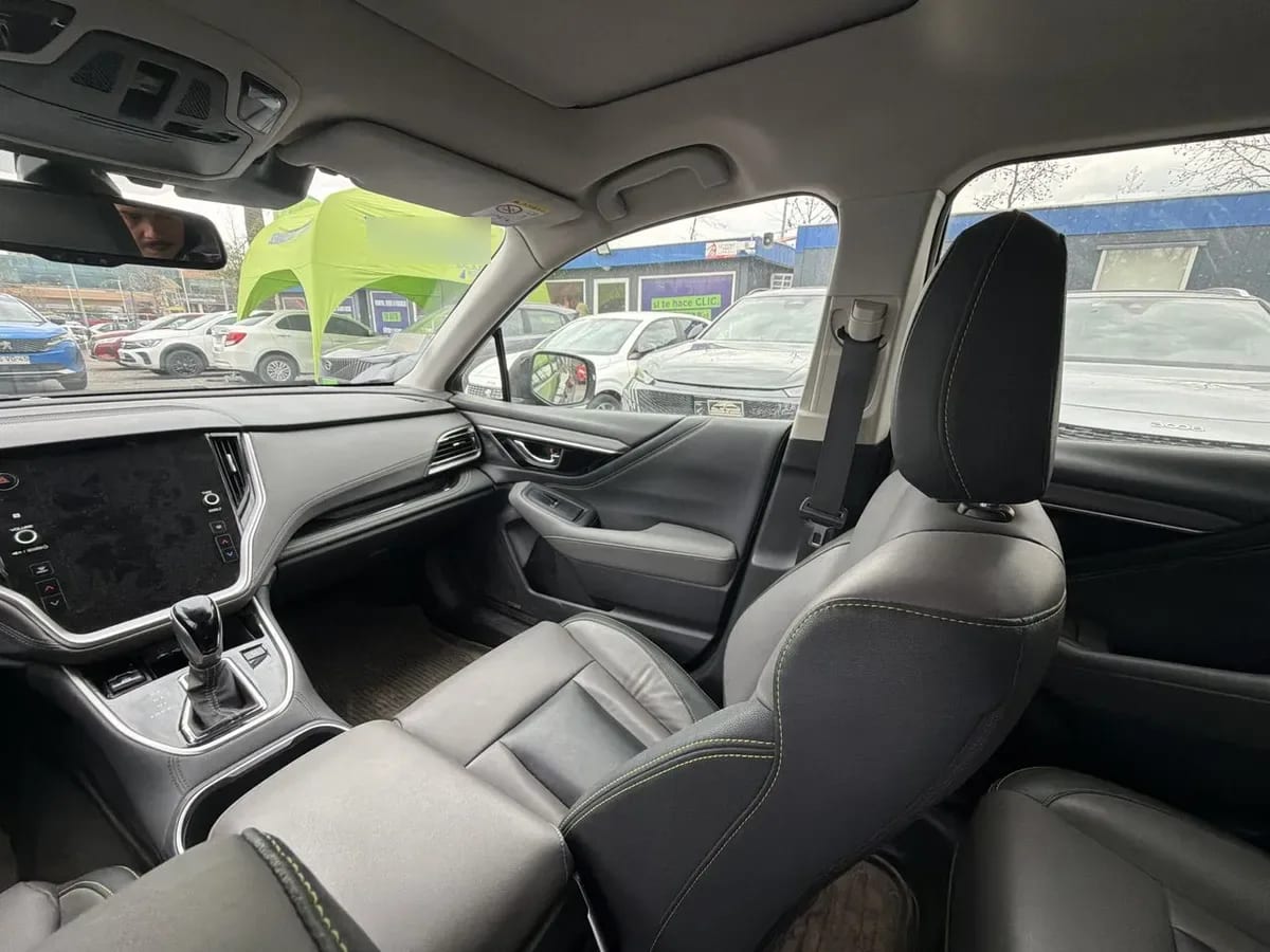 Subaru Outback 2.5i Field Edition Awd Cvt At 5p año 2024