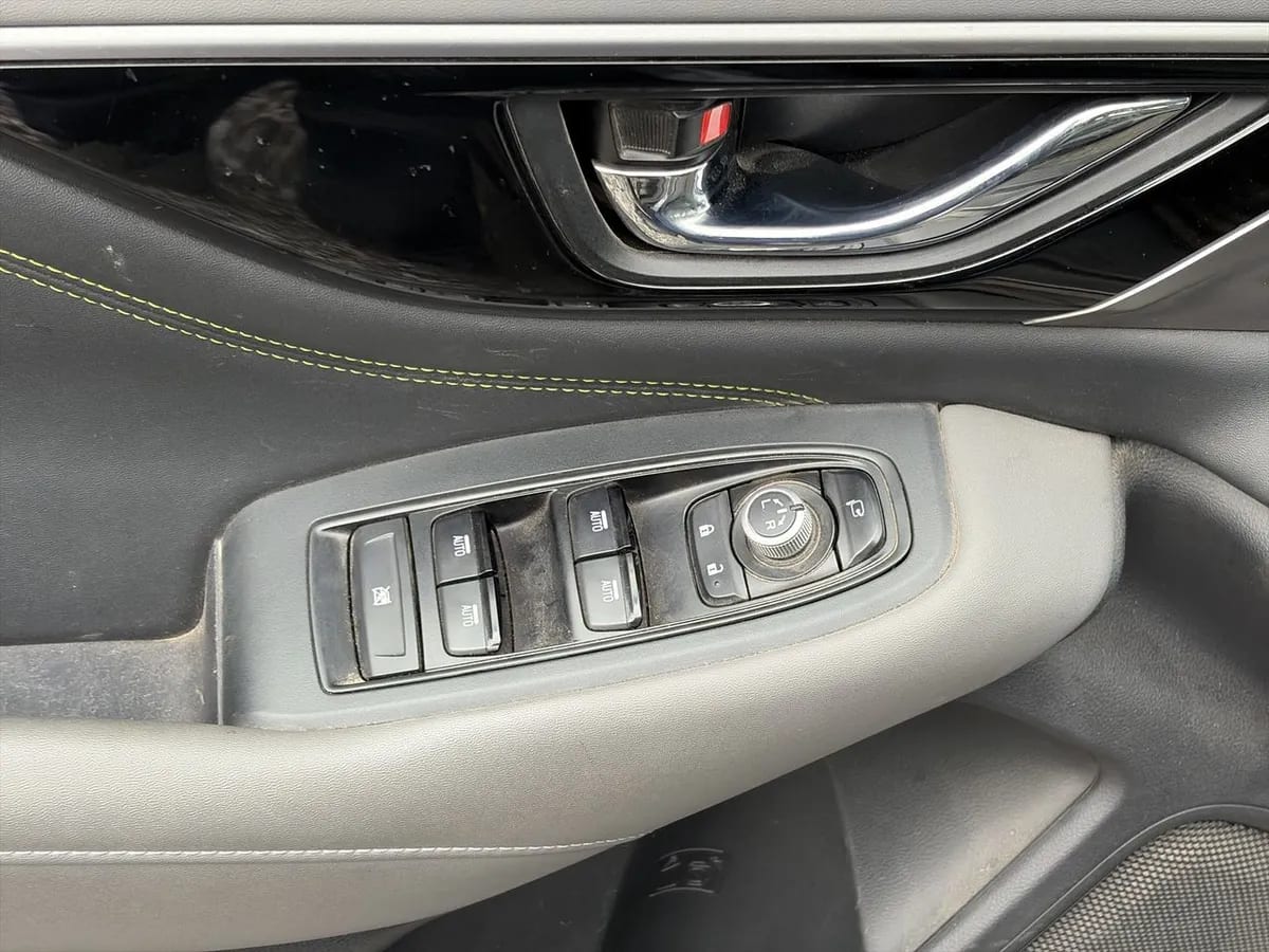 Subaru Outback 2.5i Field Edition Awd Cvt At 5p año 2024