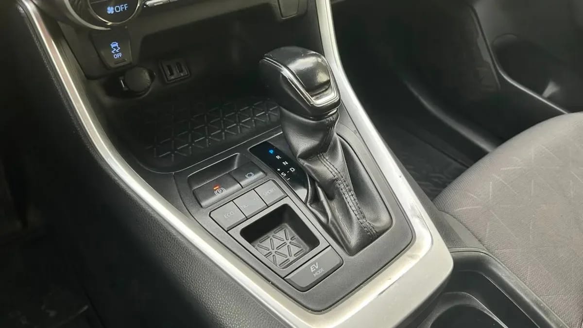 Toyota Rav4 Xle Plus Hybrid Cvt 4x2 2.5 Aut año 2020