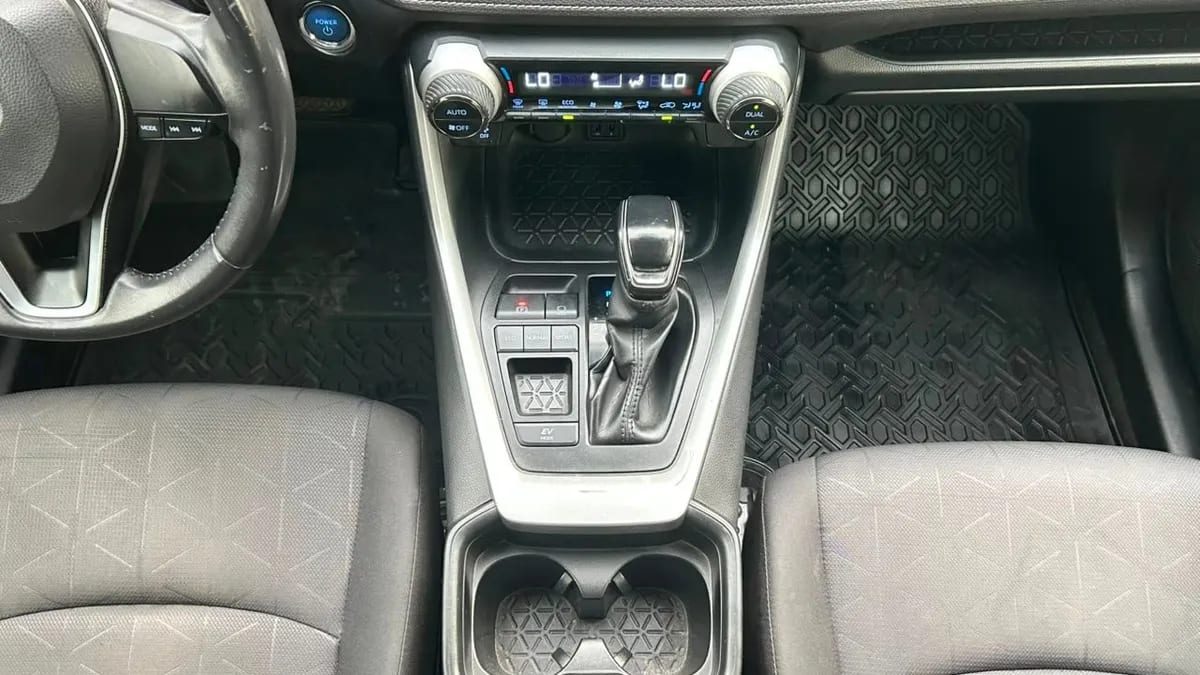 Toyota Rav4 Xle Plus Hybrid Cvt 4x2 2.5 Aut año 2020