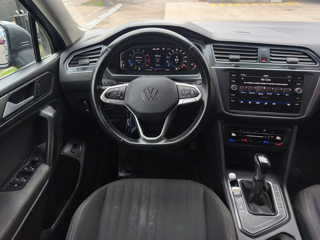 Volkswagen Tiguan 1.4 Tsi Comfortline año 2022