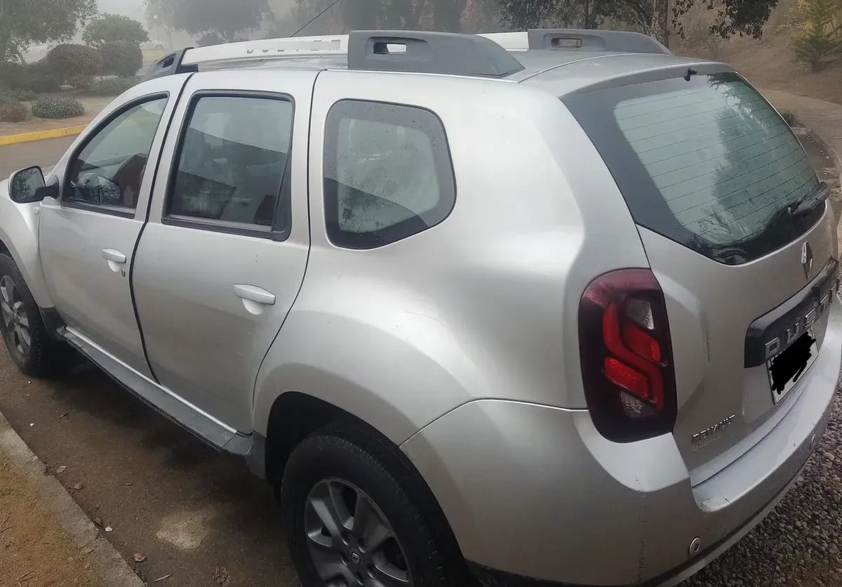 RENAULT DUSTER 1.6 Zen Kit Outdoor Mt año 2018