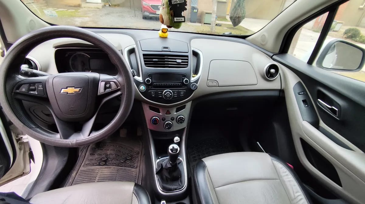 CHEVROLET TRACKER 1.8 E5 Lt Mt 4x2 año 2014