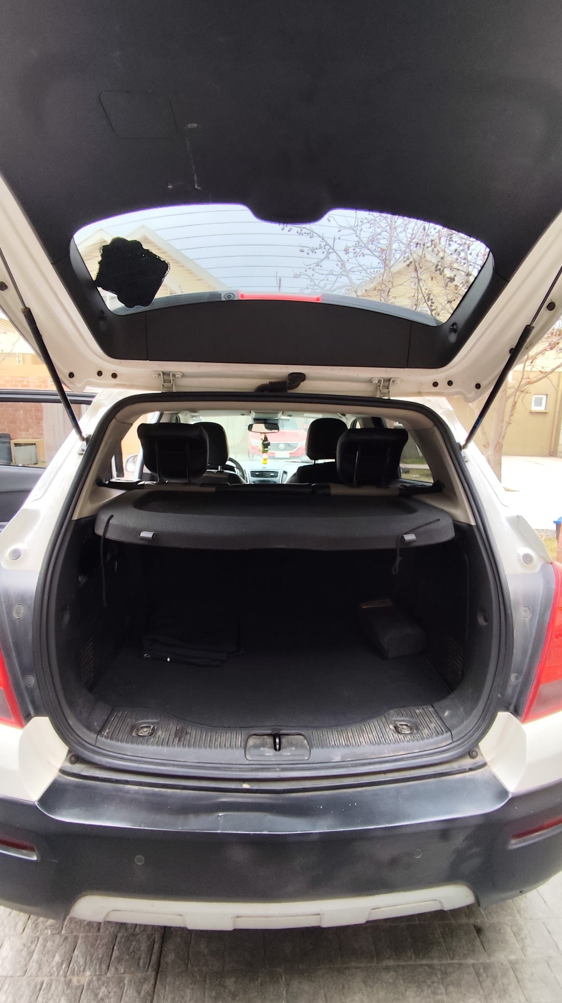 CHEVROLET TRACKER 1.8 E5 Lt Mt 4x2 año 2014