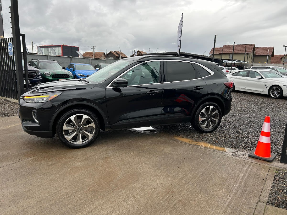 Ford Escape Platinum 2.0 Ecoboost Awd año 2024