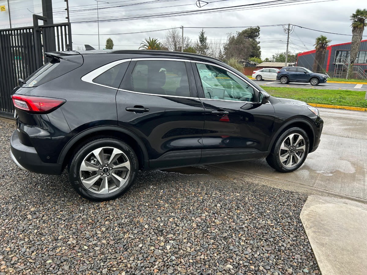Ford Escape Platinum 2.0 Ecoboost Awd año 2024