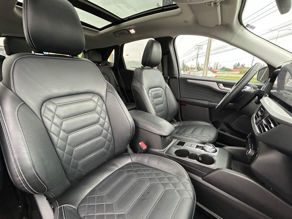 Ford Escape Platinum 2.0 Ecoboost Awd año 2024