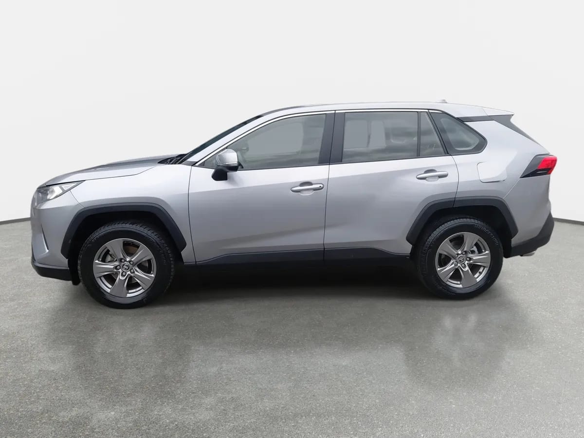 Toyota Rav 4 2.0 Le 4x2 Cvt At 5p año 2023