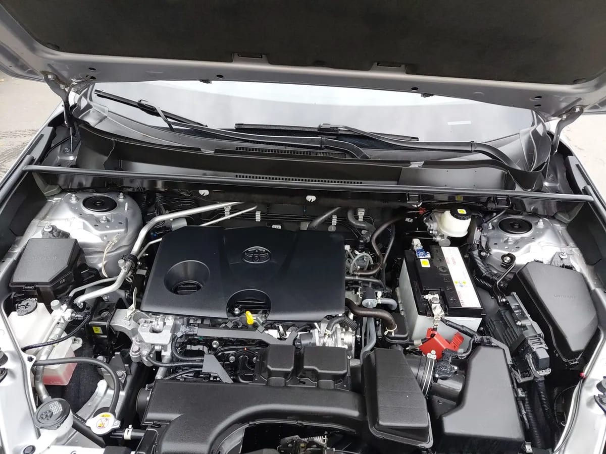 Toyota Rav 4 2.0 Le 4x2 Cvt At 5p año 2023