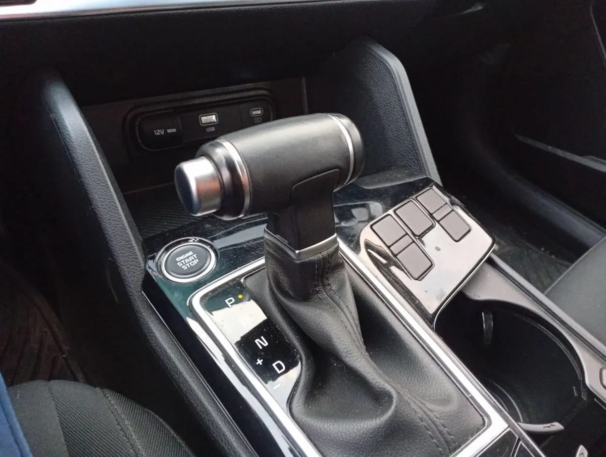 Kia Sportage 2.0 Ex Dies 2wd 8at 5p año 2025