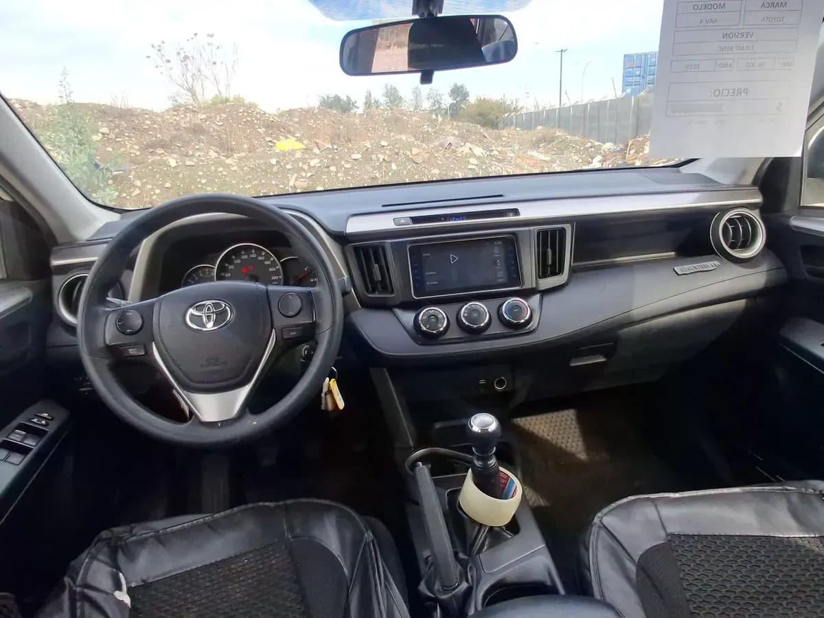 Toyota Rav 4 2.0 Standard 4x2 Mt 5p año 2019