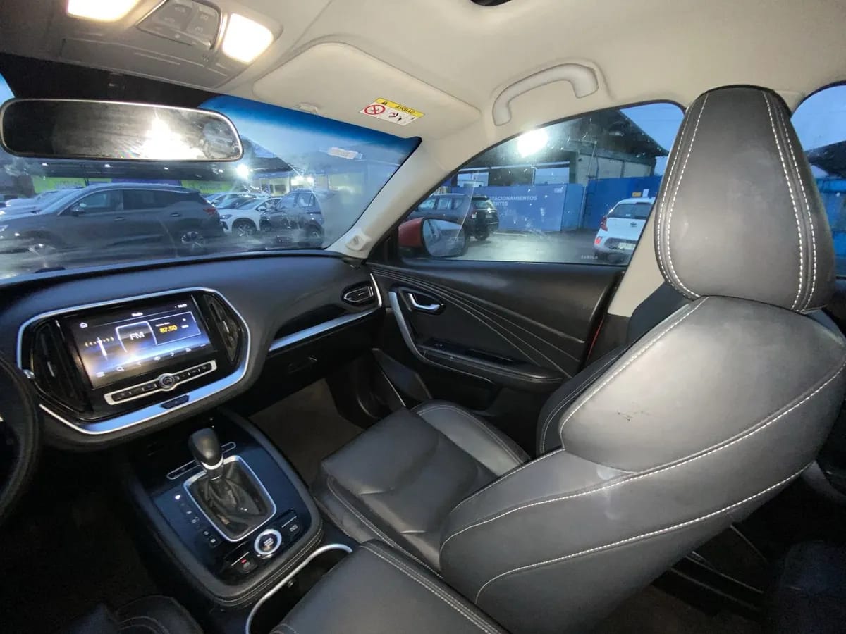 Jetour X70 1.5t Glx 4x2 At 5p año 2022