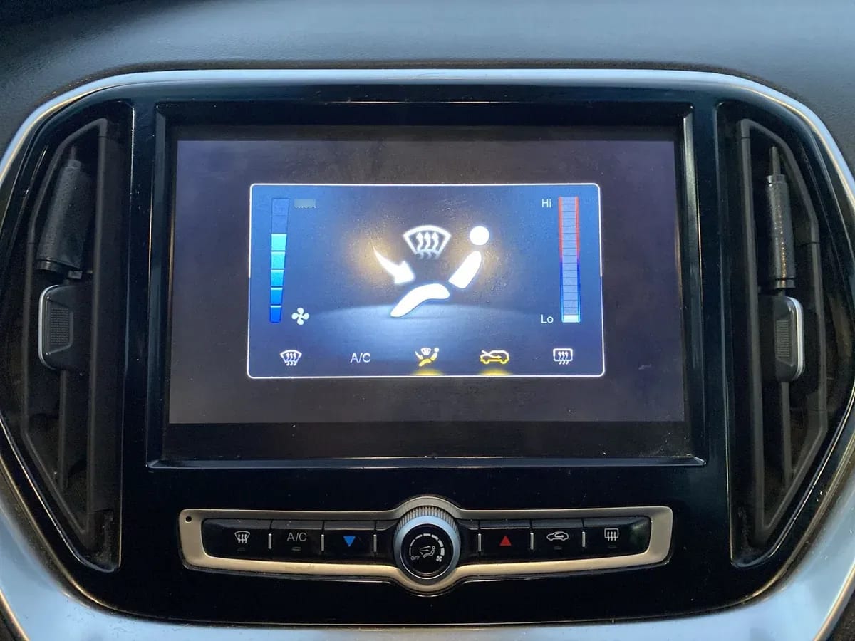Jetour X70 1.5t Glx 4x2 At 5p año 2022