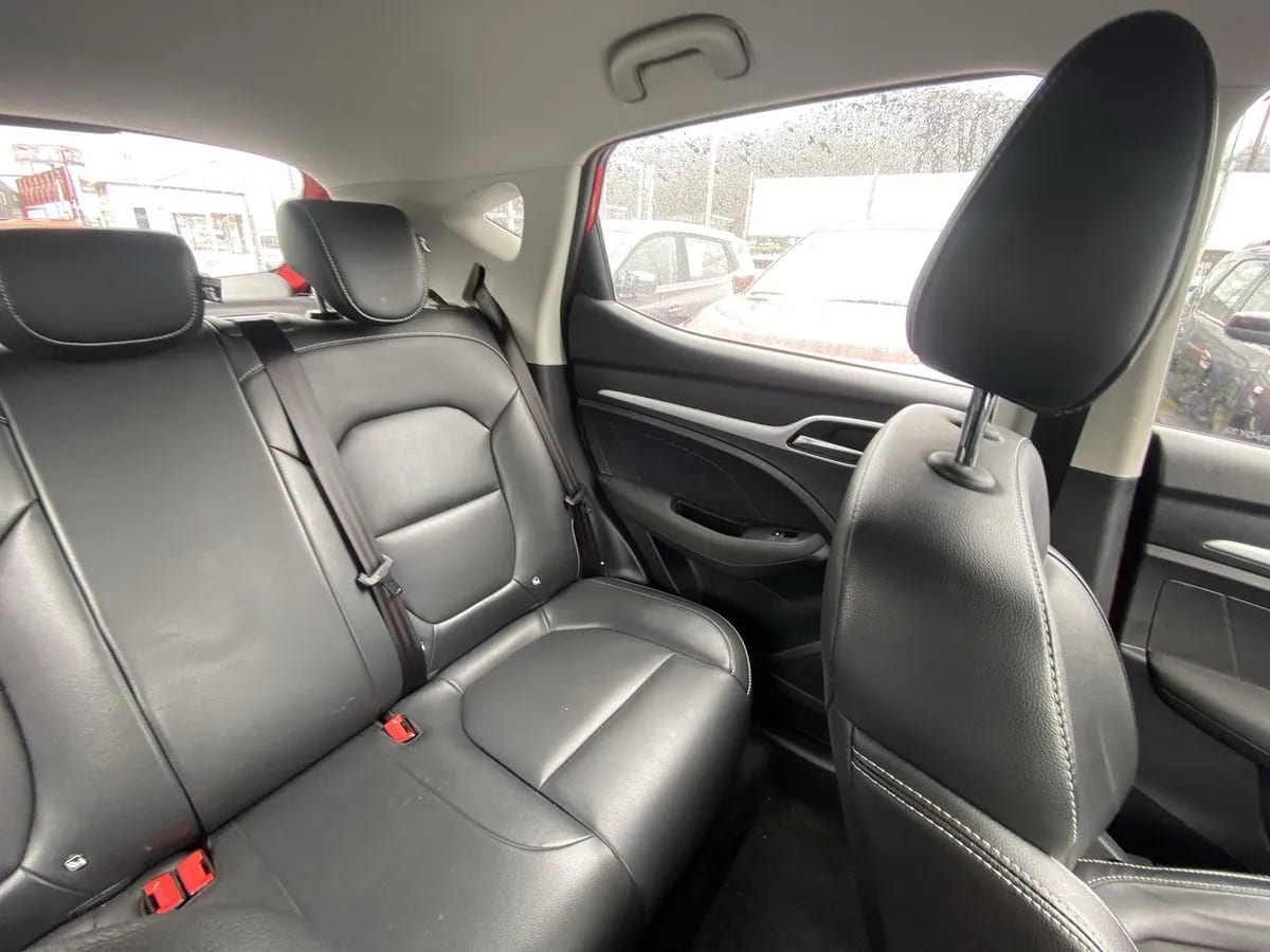 MG Mg Zs 1.5 Std 4x2 At 5p año 2023