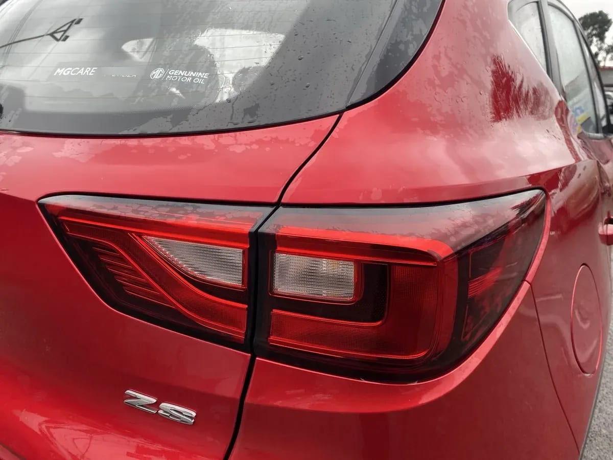 MG Mg Zs 1.5 Std 4x2 At 5p año 2023