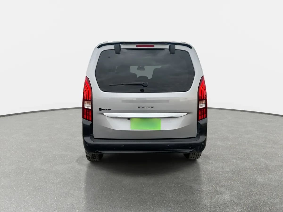 Peugeot Rifter 1.5 Mca Allure Bluehdi Diesel 100 4x2 Mt 5p año 2025