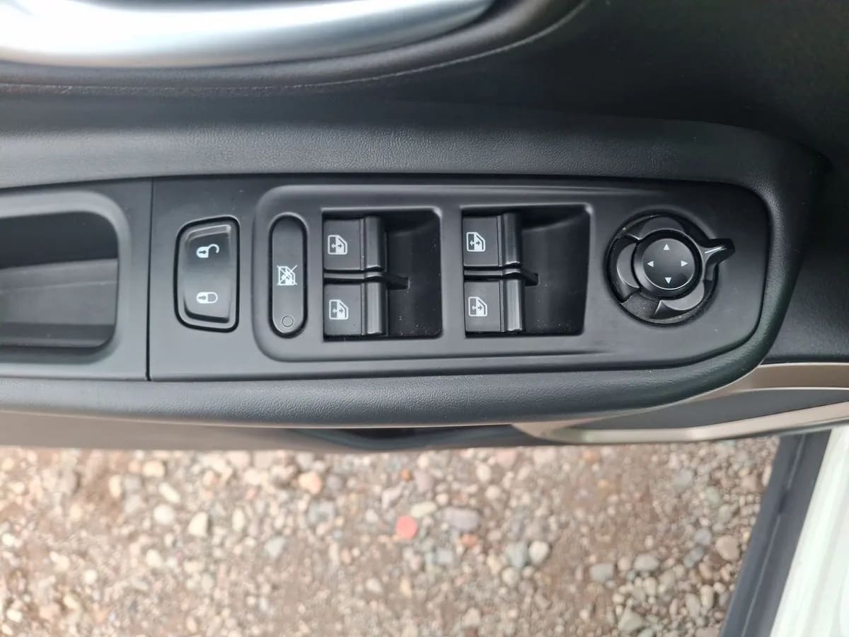 Jeep Renegade 1.8 Longitud 4x2 At 5p año 2019