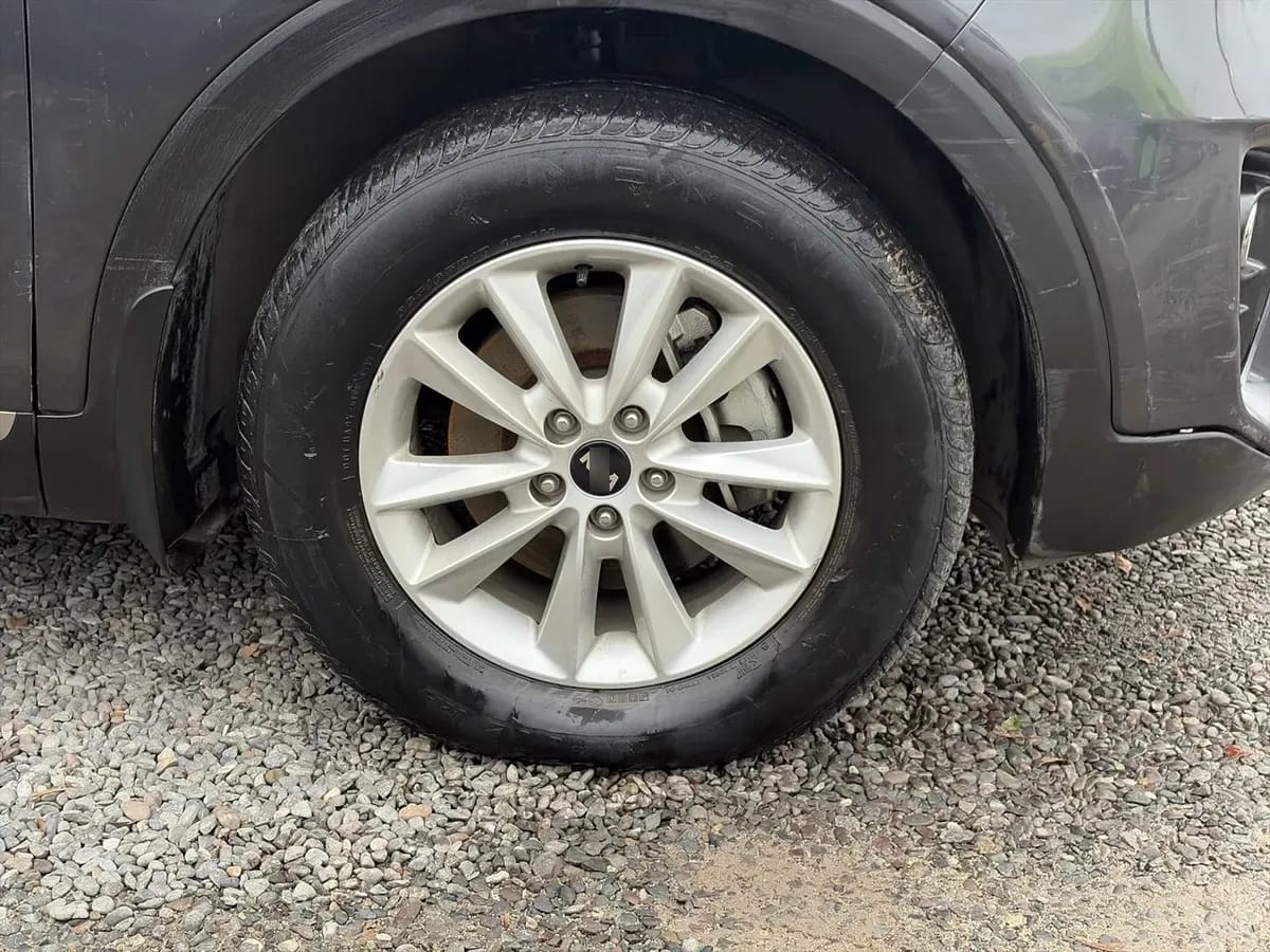 Kia Sorento 2.4 Ex 2wd 6mt 5p año 2018
