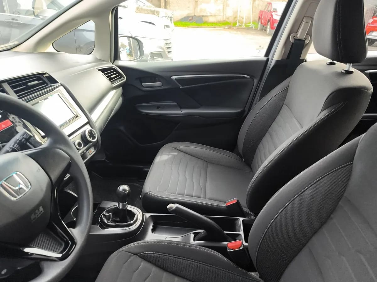 Honda Wr-V 1.5 Lx 4x2 Mt 5p año 2023