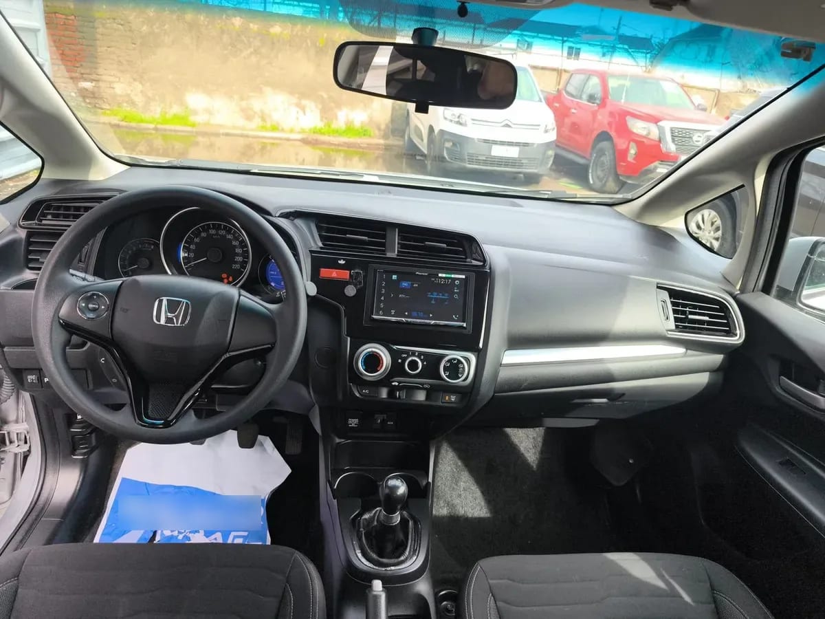 Honda Wr-V 1.5 Lx 4x2 Mt 5p año 2023