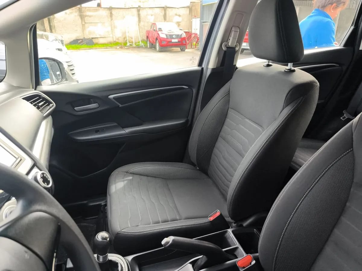 Honda Wr-V 1.5 Lx 4x2 Mt 5p año 2023