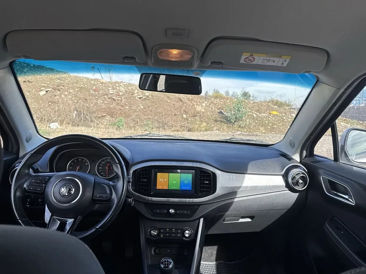 MG 3 1.5 Comfort 4x2 Hb Mt 5p año 2021