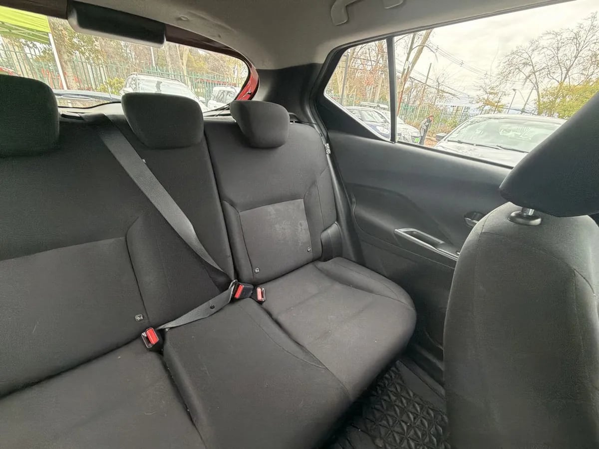 Nissan Kicks 1.6 Sense 4x2 Mt 5p año 2024