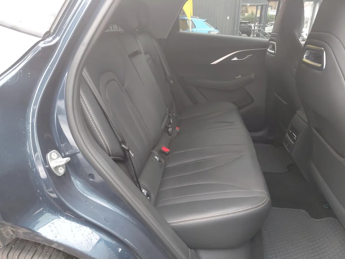 Omoda C5 1.6t Prestige 4x2 Dct At 5p año 2025