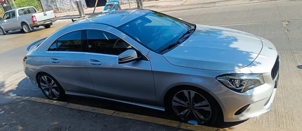 MERCEDES BENZ CLA200 2.1 At Diesel año 2018