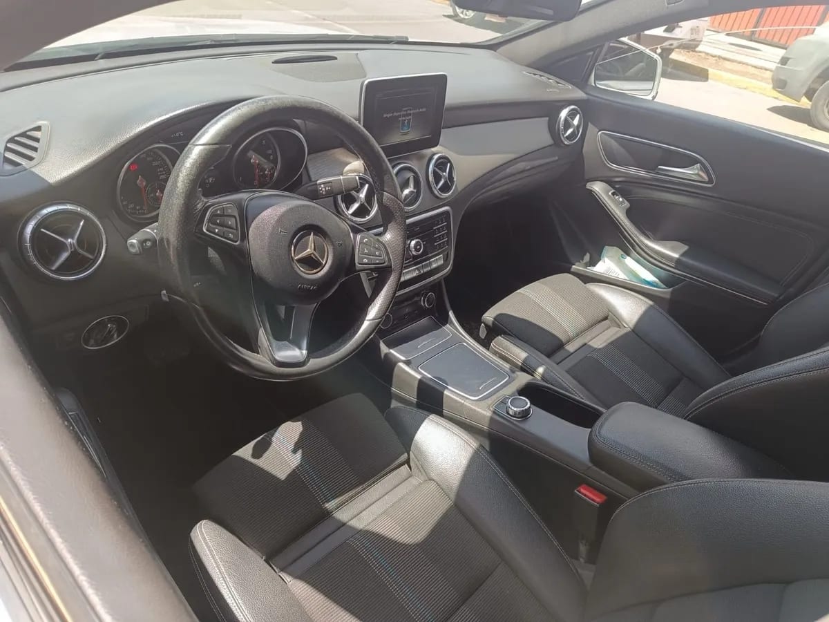 MERCEDES BENZ CLA200 2.1 At Diesel año 2018