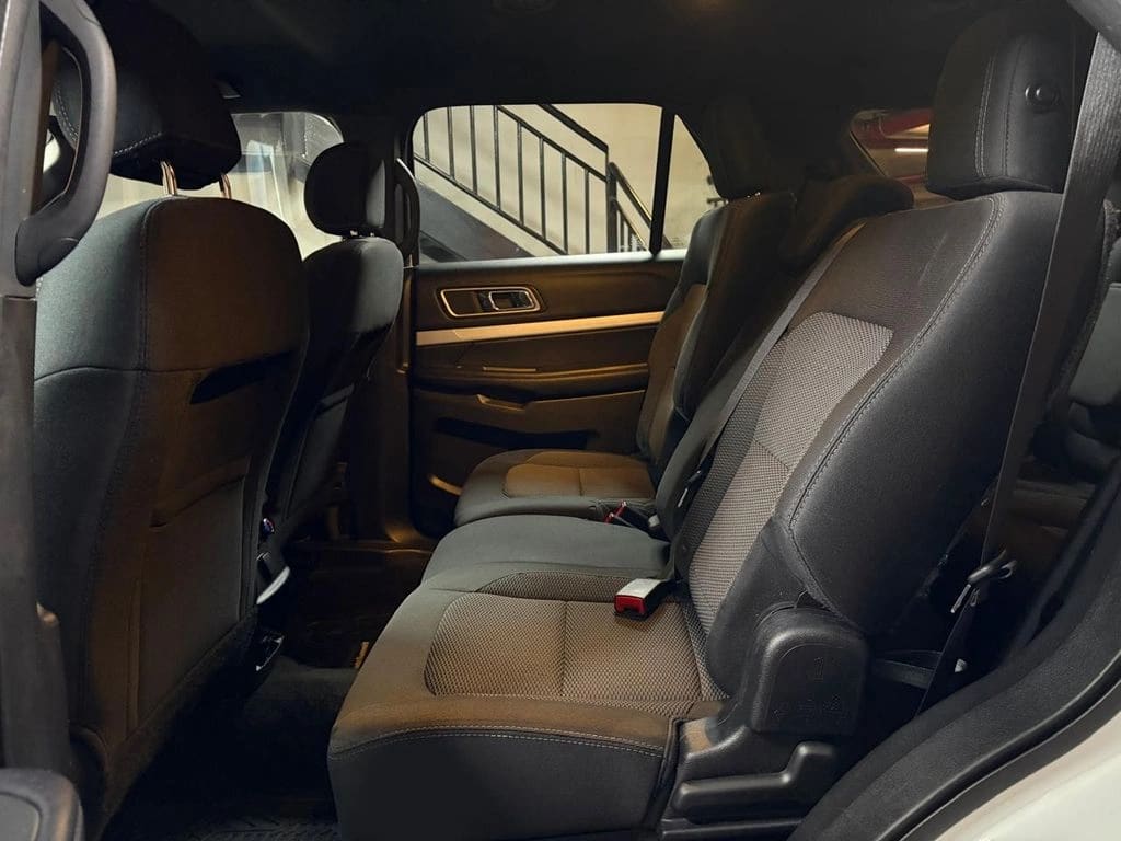 Ford Explorer 3.5 Xlt 4x2 3 Corridas At 5p año 2017