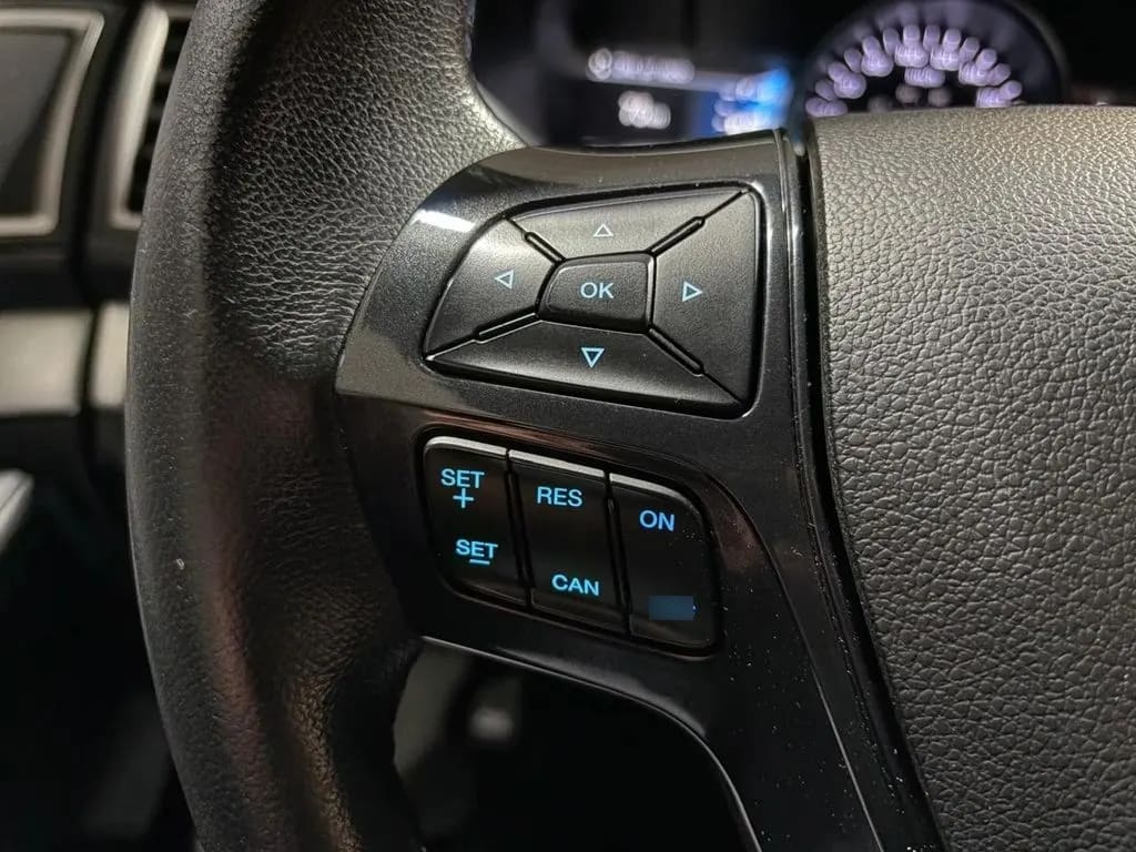 Ford Explorer 3.5 Xlt 4x2 3 Corridas At 5p año 2017