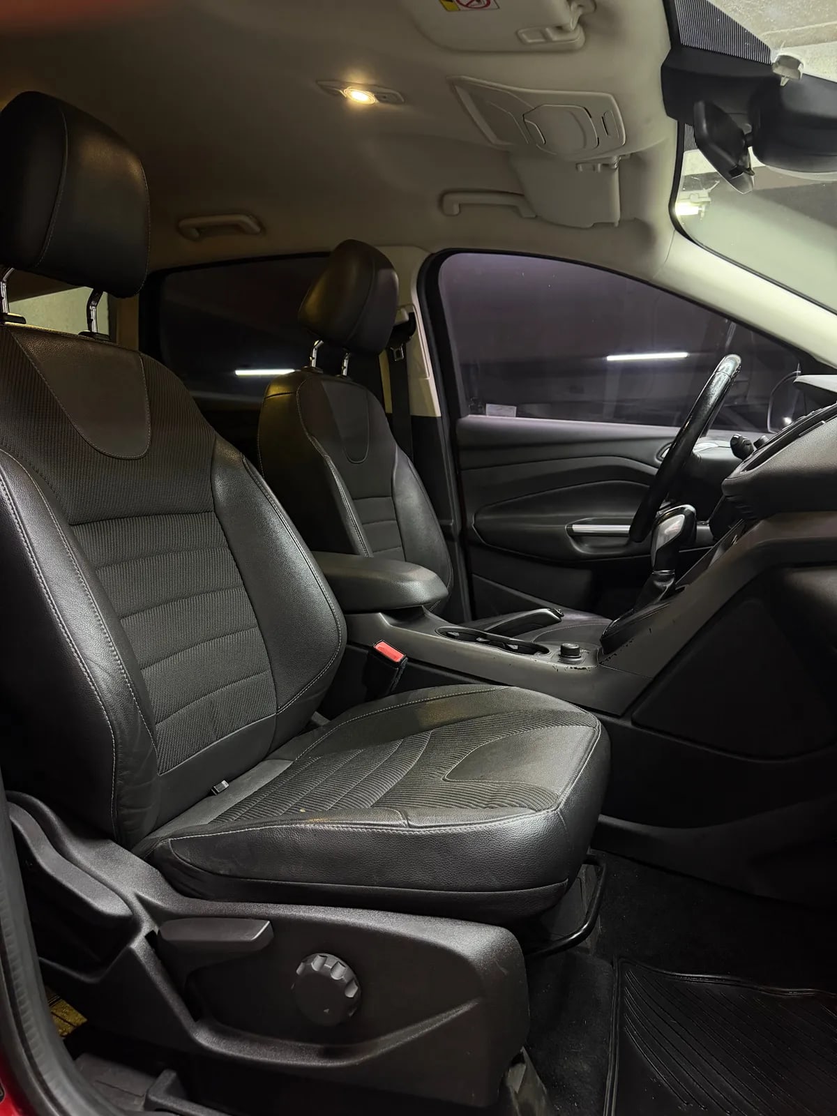 FORD ESCAPE 2.5 S At 4x2 año 2016
