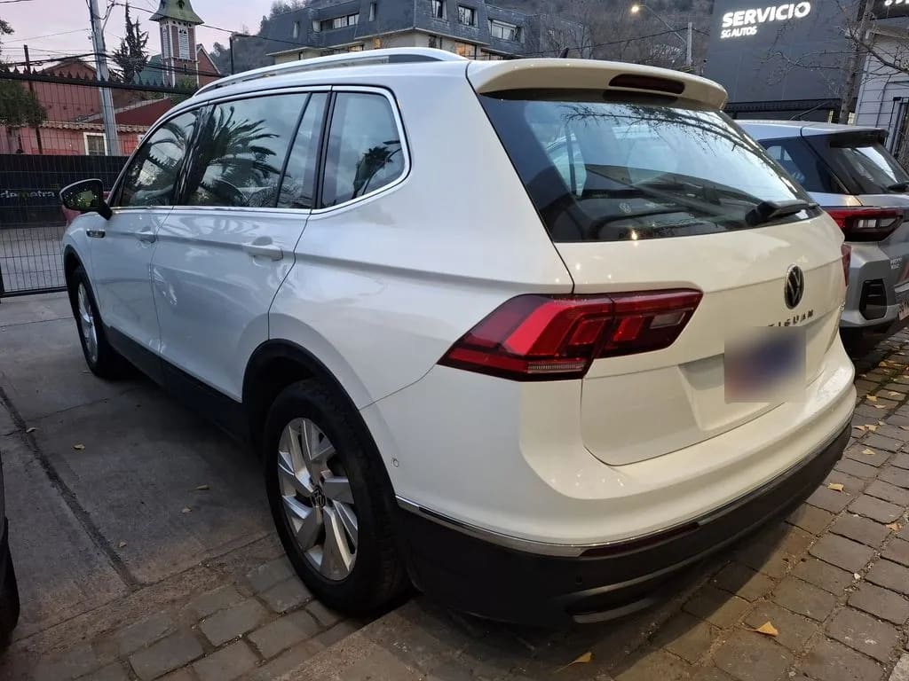 Volkswagen Tiguan 1.4 Tsi Comfortline At año 2025