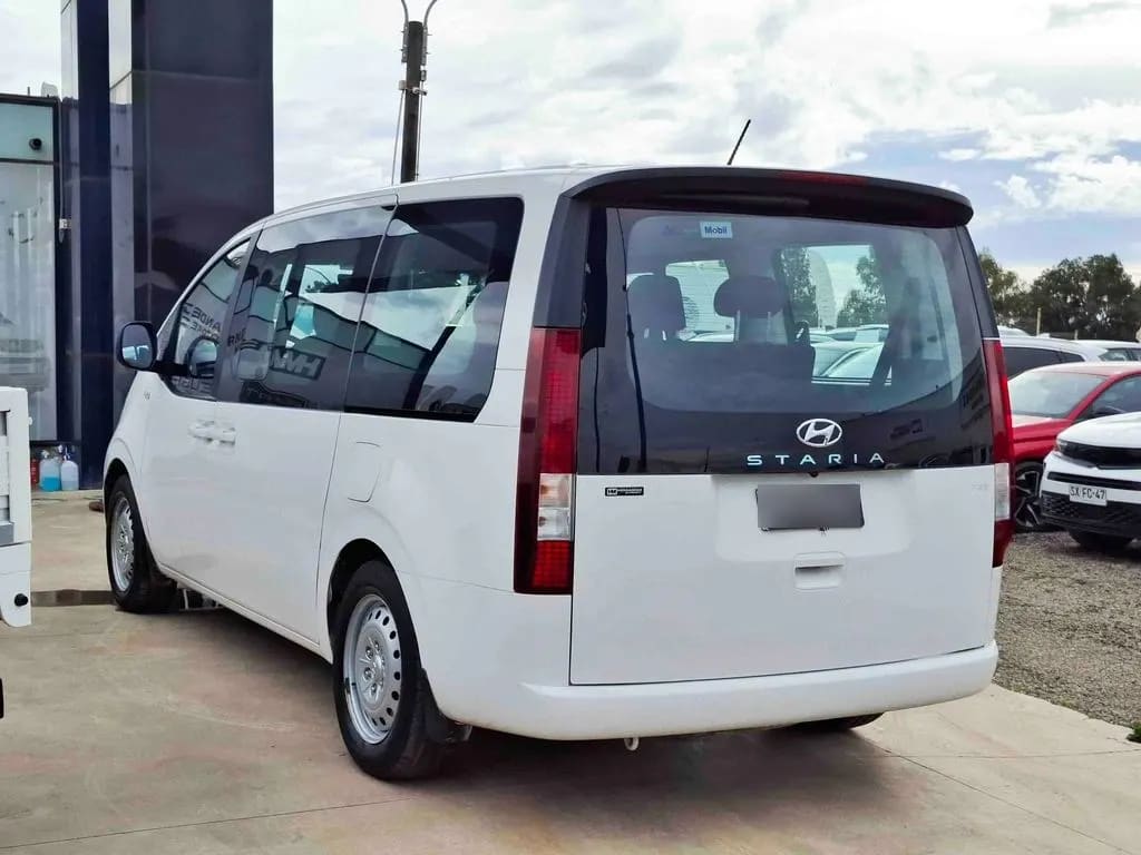 Hyundai Staria Us4 Crdi 2.2 Aut. año 2023