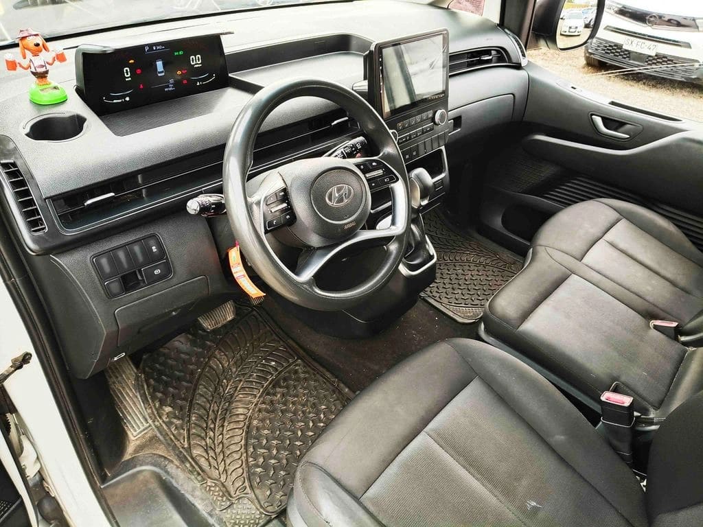 Hyundai Staria Us4 Crdi 2.2 Aut. año 2023