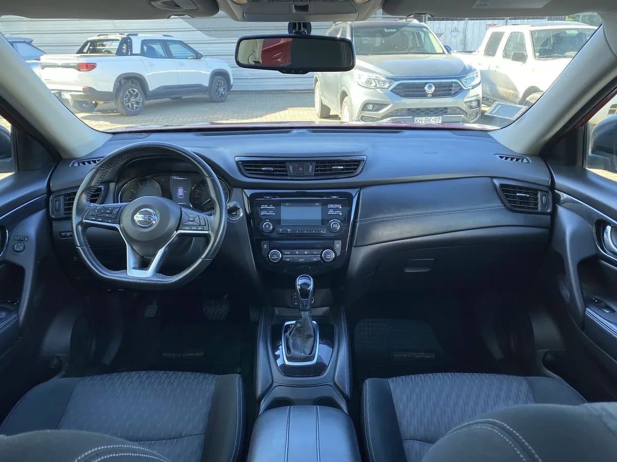 Nissan X-Trail 2.5 Advance 4x2 Cvt At 5p año 2019