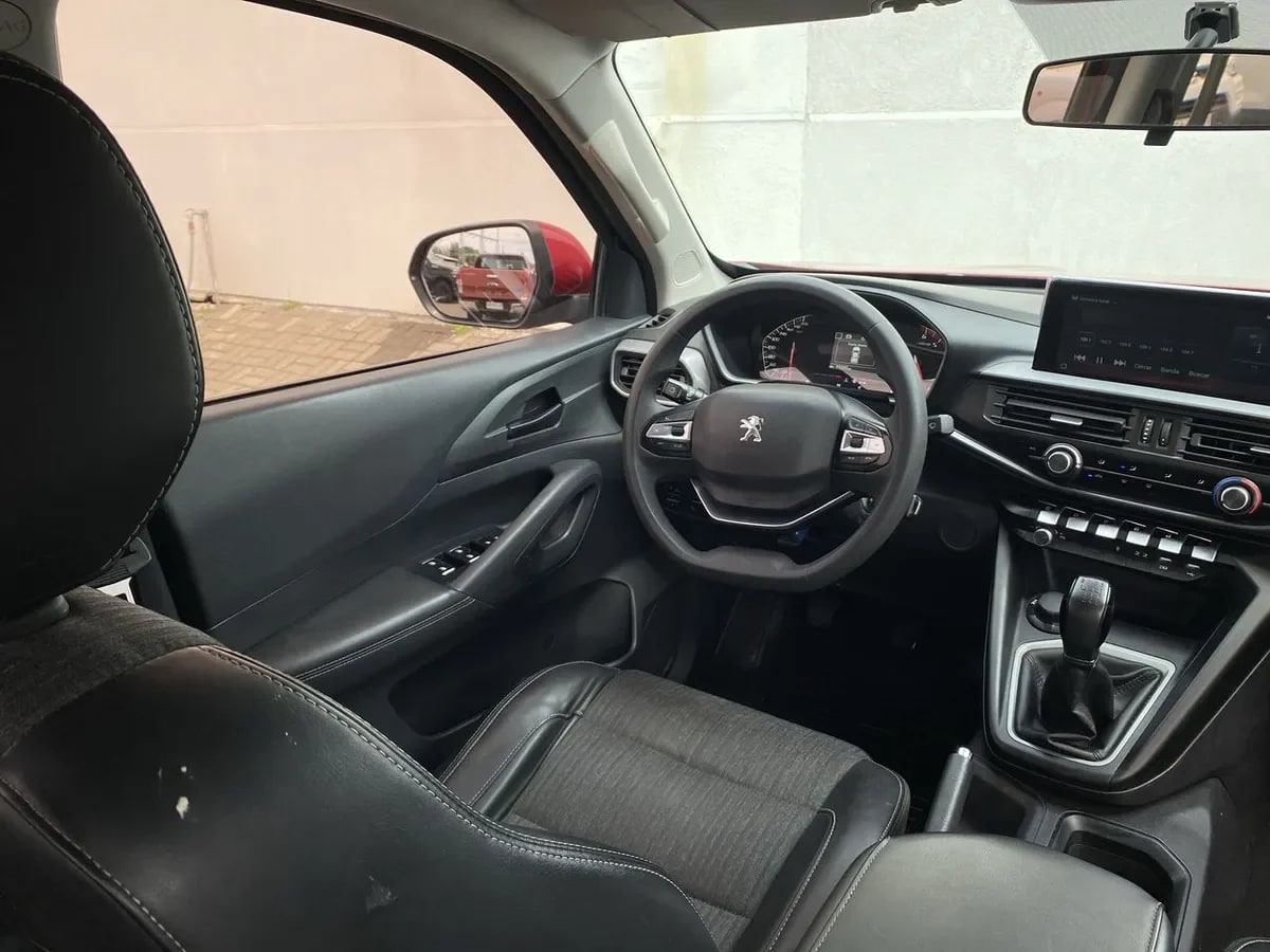 Peugeot Landtrek 1.9 Active Hdi Diesel 4x4 150 Hp Mt 4p año 2022