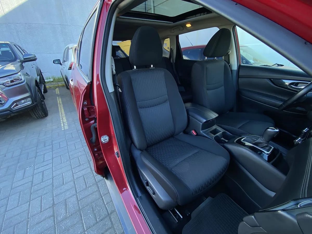 Nissan X-Trail 2.5 Advance 4x2 Cvt At 5p año 2019