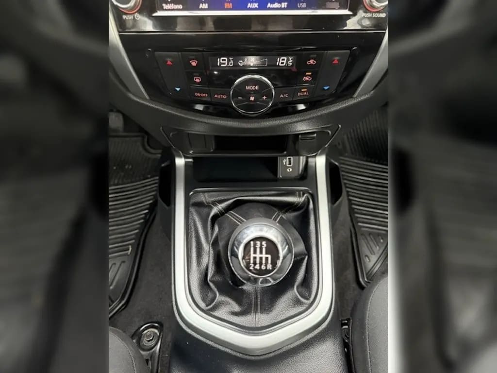 Nissan Navara Xe 2.3 Diesel año 2023